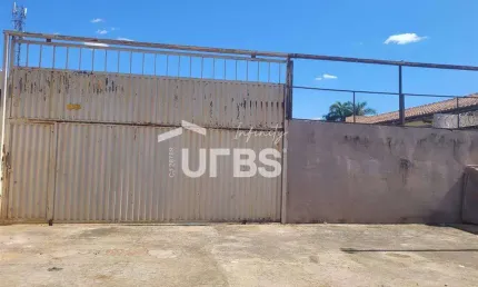 Excelente lote comercial na terceira avenida no setor Leste Vila Nova