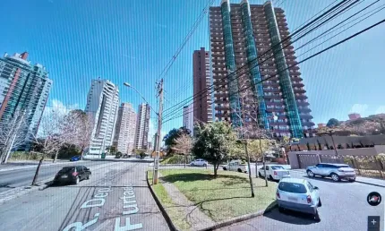 Ap. duplex no Ecoville, 16 and. Ed. Burle Marx, vista do parque Barigui