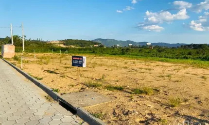 Terreno à venda na Avenida Nereu Ramos, Três de Maio, Capivari de Baixo