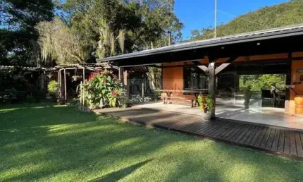 Fazenda à venda na Rua Morro Da Pedra Branca, Nova Esperança, Balneário Camboriú