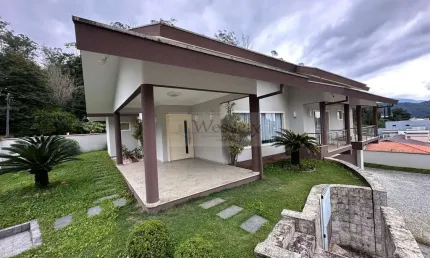 Casa com 3 quartos à venda na Rua Luiz Bruns, Santa Rita, Brusque