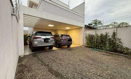 Sobrado Porteira Fechada na 507 Sul, 3 Suítes, Varanda Gourmet e Piscina