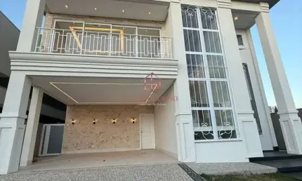 Casa Alto Padrão com 4 Suítes, Piscina Aquecida, Energia Solar e Automação