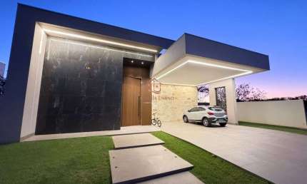 Casa alto padrão com 4 quartos e energia solar no Polinésia