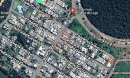 Lote de 420m² com benfeitorias no condomínio Mirante do Lago