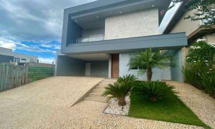 Casa no condomínio Residencial Olivito para venda em Residencial Olivito com 4 quartos, sendo 4 suítes, 281m²