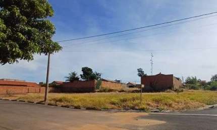 Terreno à venda na Avenida Cristino Machado, lote 01, Centro, Restinga