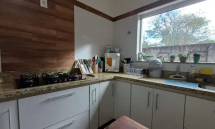 Funcional casa de vila para venda em Recreio Campo Belo com 4 quartos, sendo 3 suítes, 199m²