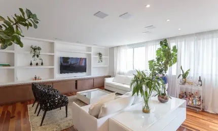 Apartamento venda Itaim bibi, 3 quartos, 1 suíte, 2 vagas, localização cobiçada