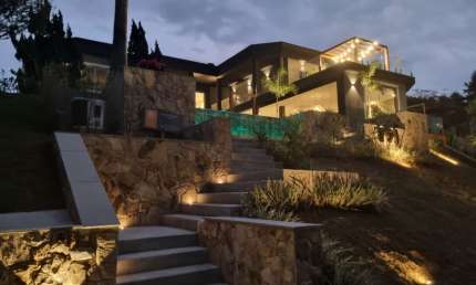 Tamboré, casa projetada, novinha, exclusiva, mobiliada, 780 m2, 6 suítes