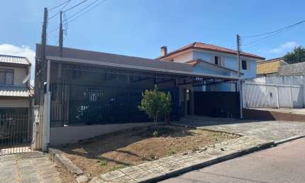 Seu Refúgio Térreo de Conforto e Estilo – Casa Completa com Hidromassagem e Espaço Gourmet!
