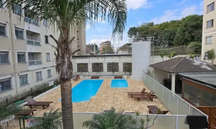 Oportunidade Rara no Coração do Portão! Apartamento por R$ 440 mil