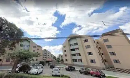 Oportunidade Imperdível no Capão Raso! Apartamento Mobiliado ao Lado do Mercado Municipal com Estrutura Completa!