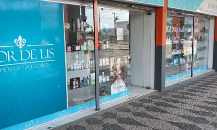 Quer Empreender com Segurança? Loja de Cosméticos Consolidada à Venda – Faturamento Imediato e Potencial de Expansão!