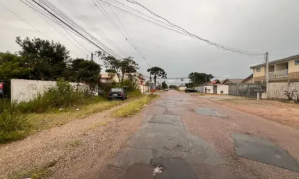 Terreno à venda no Boqueirão, Curitiba 