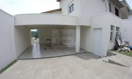 Sobrado no portal dos ipês em cajamar. 3 dormitórios