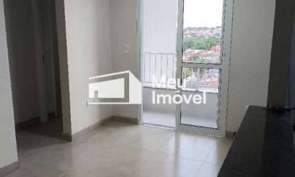Apartamento novo claro e arejado com suite e varanda no Jd Oriente Zona Sul