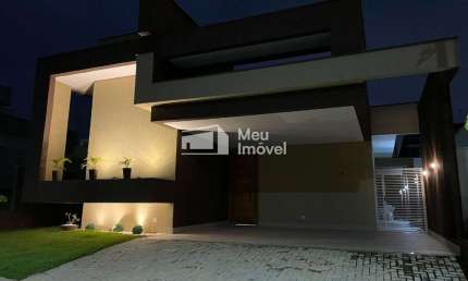 Aluguel e Venda Casa de alto padrao 3 Dormitorios sendo 2 Suites - 150m2-  Condominio Terras do Vale - Cacapava