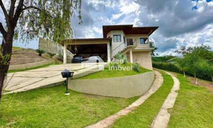Aluguel Casa em Condominio 4 Dormitorios sendo 2 Suites com 380m2 Condominio Mirante do Vale - Jacarei