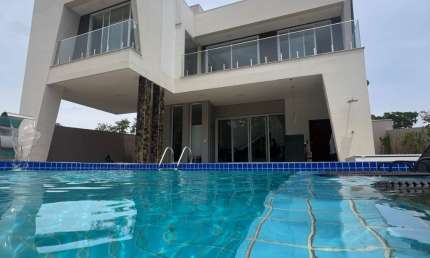 Casa Assobradada - 228m² - Riveira de Santa Cristina XIII - Paranapanema - SP