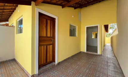 Casa 2 dormitórios - 68m² ac- jardim somar - peruíbe-sp