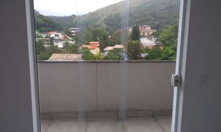 Apartamento com 2 quartos para alugar no Nogueira, Petrópolis 