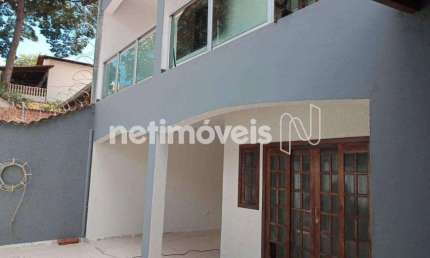 Casa com 4 quartos à venda na Rua Santo Ivo, Vila Magdalena, Contagem