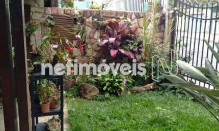 Casa com 3 quartos à venda na Rua Manoel Teixeira Camargos, Glória, Contagem