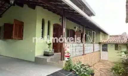 Casa com 4 quartos à venda na Rua Carlos Alberto, Rio Branco, Belo Horizonte