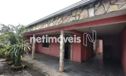 Casa com 3 quartos à venda na Rua Paraiba, Petrolândia, Contagem