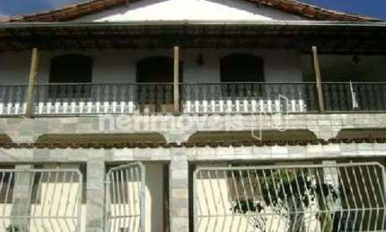 Casa com 3 quartos à venda na Avenida Benjamim Camargos, Alvorada, Contagem