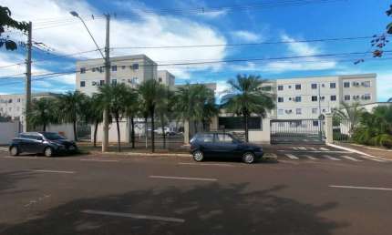 Apartamento com 2 quartos para alugar na Rua Brasilândia, 950, Tiradentes, Campo Grande
