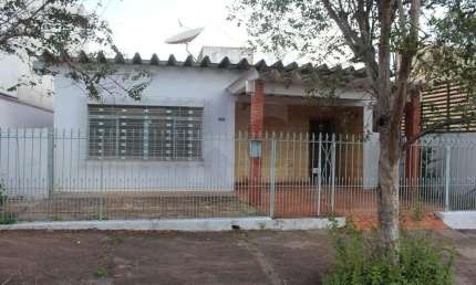 Casa com 3 quartos à venda na Rua Abrão Júlio Rahe, Centro, Campo Grande