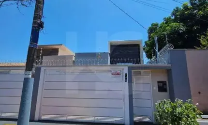 Casa com 3 quartos à venda na Rua Tamoio, Jardim Leblon, Campo Grande