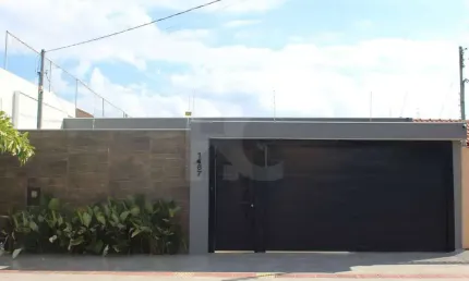 Casa com 4 quartos à venda na Rua Alagoas, Jardim dos Estados, Campo Grande