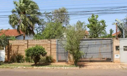 Casa com 4 quartos à venda na Rua Belo Horizonte, Jardim Imá, Campo Grande