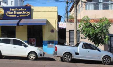 Casa com 1 quarto para alugar na Rua Eduardo Santos Pereira, 256, Centro, Campo Grande