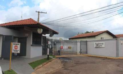 Casa com 3 quartos para alugar na Rua Tibiriçá, 205, Jardim São Lourenço, Campo Grande