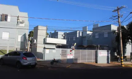 Apartamento com 3 quartos para alugar na Rua Santa Cecília, 110, Vila Miguel Couto, Campo Grande