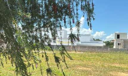 Terreno à Venda no Condomínio Colonial 2 – Pindamonhangaba/SP