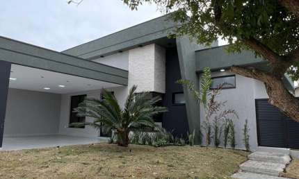 Casa de alto padrão à venda no condomínio Tecoara Taubaté SP