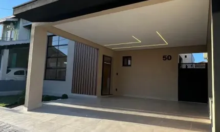 Linda casa a venda no Condomínio Jardim Oásis em Taubaté