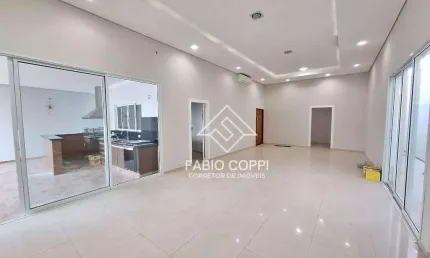 Casa com 3 dormitórios à venda, 245 m² por R$ 2.000.000 - VILLAGGIO II - Bauru/SP