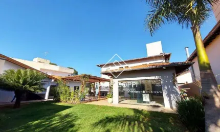 Casa com 5 dormitórios à venda, 800 m² por R$ 2.800.000 - Residencial Tivoli - Bauru/SP