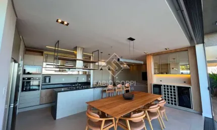 Casa com 3 dormitórios à venda, 267 m² por R$ 2.600.000 - Tamboré - Bauru/SP