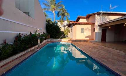 Casa com 3 dormitórios à venda, 312 m² por R$ 1.850.000 - Villaggio I - Bauru/SP