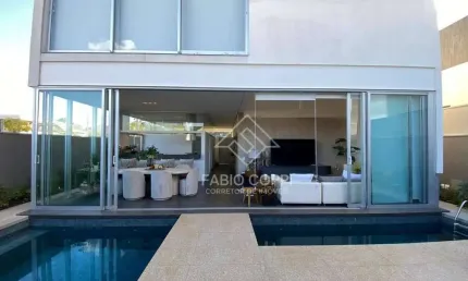 Casa com 4 dormitórios à venda, 272 m² por R$ 2.500.000,00 - Tamboré  - Bauru/SP
