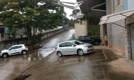 Barracão / Galpão / Depósito para alugar na Rua Balão Mágico, 1195, Jardim do Rio Cotia, Cotia, 2000 m2 por R$ 38.000