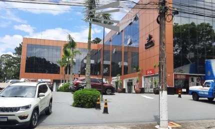 Sala comercial para alugar na Avenida São Camilo, 899 ( 3 an, Granja Viana, Cotia, 750 m2 por R$ 15.000