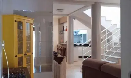 Casa com 3 quartos à venda na Rua 1500, 1398, Centro, Balneário Camboriú por R$ 1.750.000